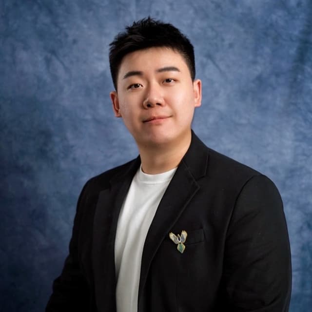 Yange Liang