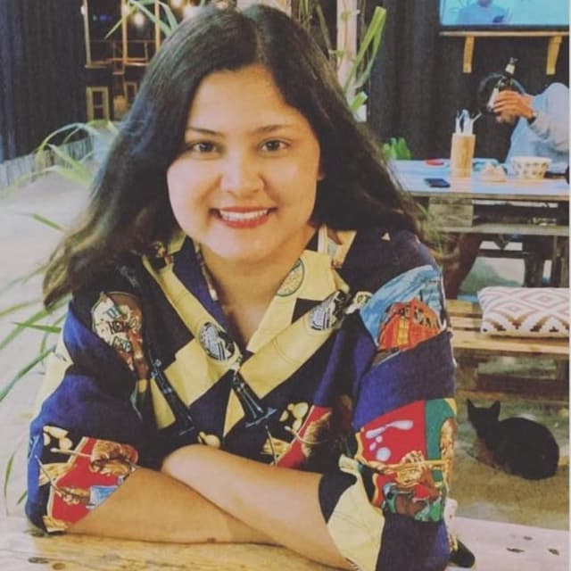 Zahra Khan