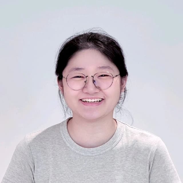 Zoe Zhong